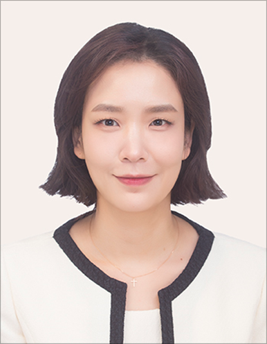 김지은 사진